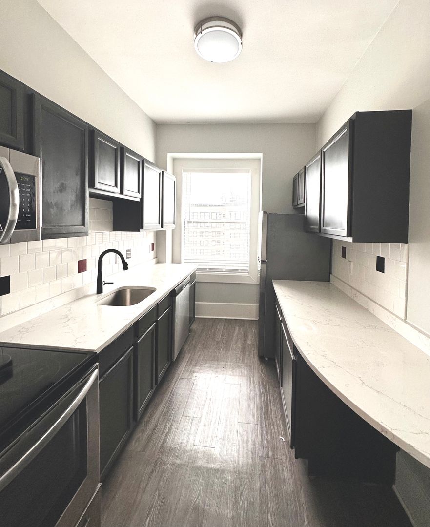 Worcester 2 beds 1 baths - $2,500 No Fee