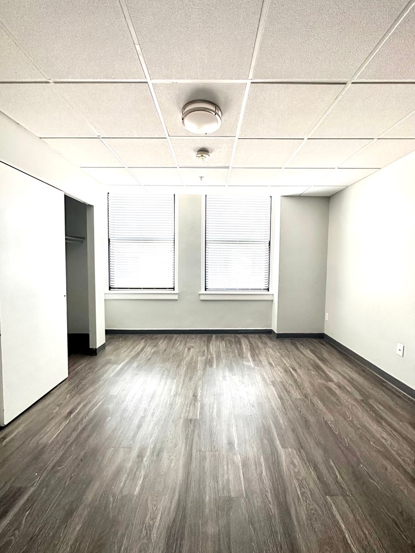 Worcester - $1,425+ /month