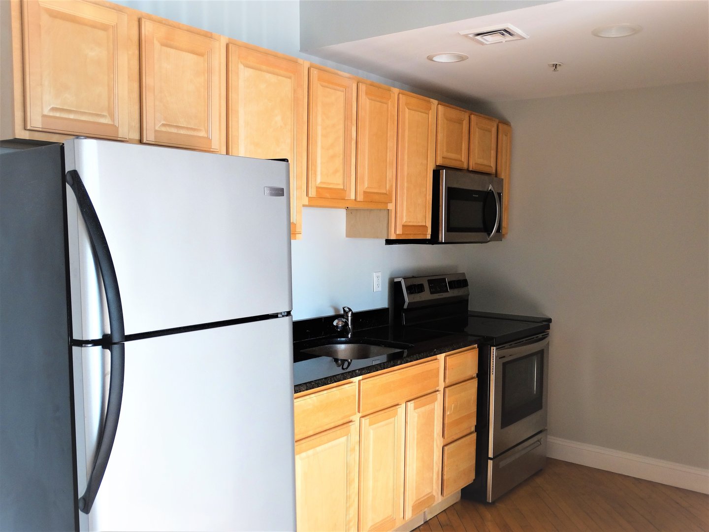 Worcester - $2,100+ /mo