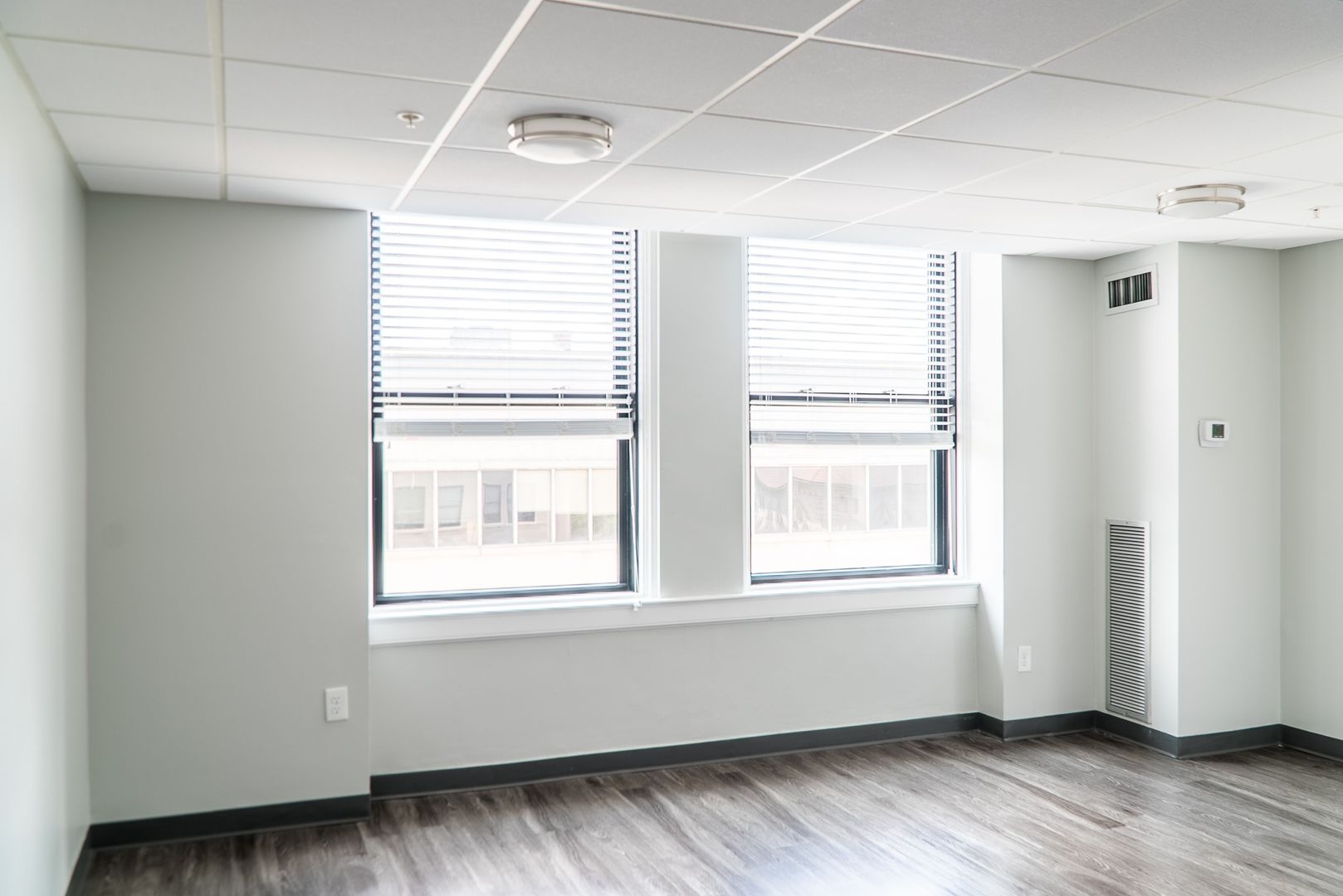 Worcester 1 beds 1 baths - $1,595 No Fee