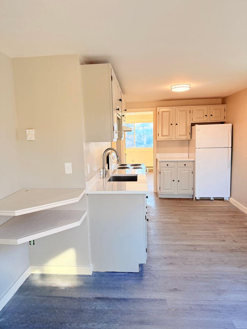 Hartford Apartment: 29 Cross Street