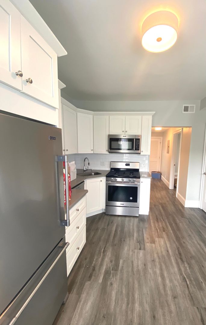 195 Maverick St, East Boston