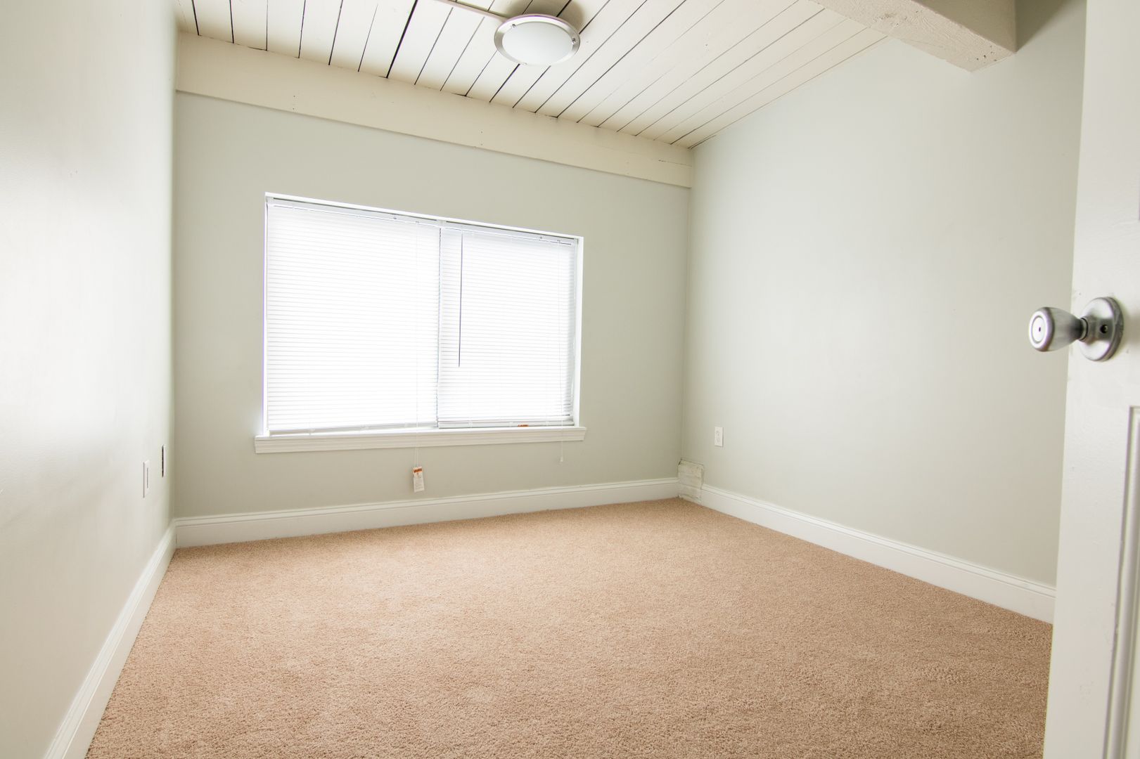 Worcester - $1,875+ /mo