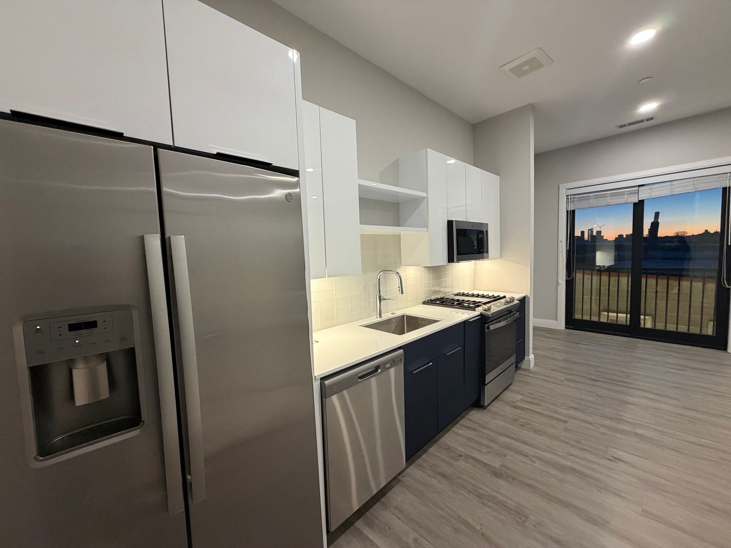 East Boston Apartment: 656 Saratoga Street