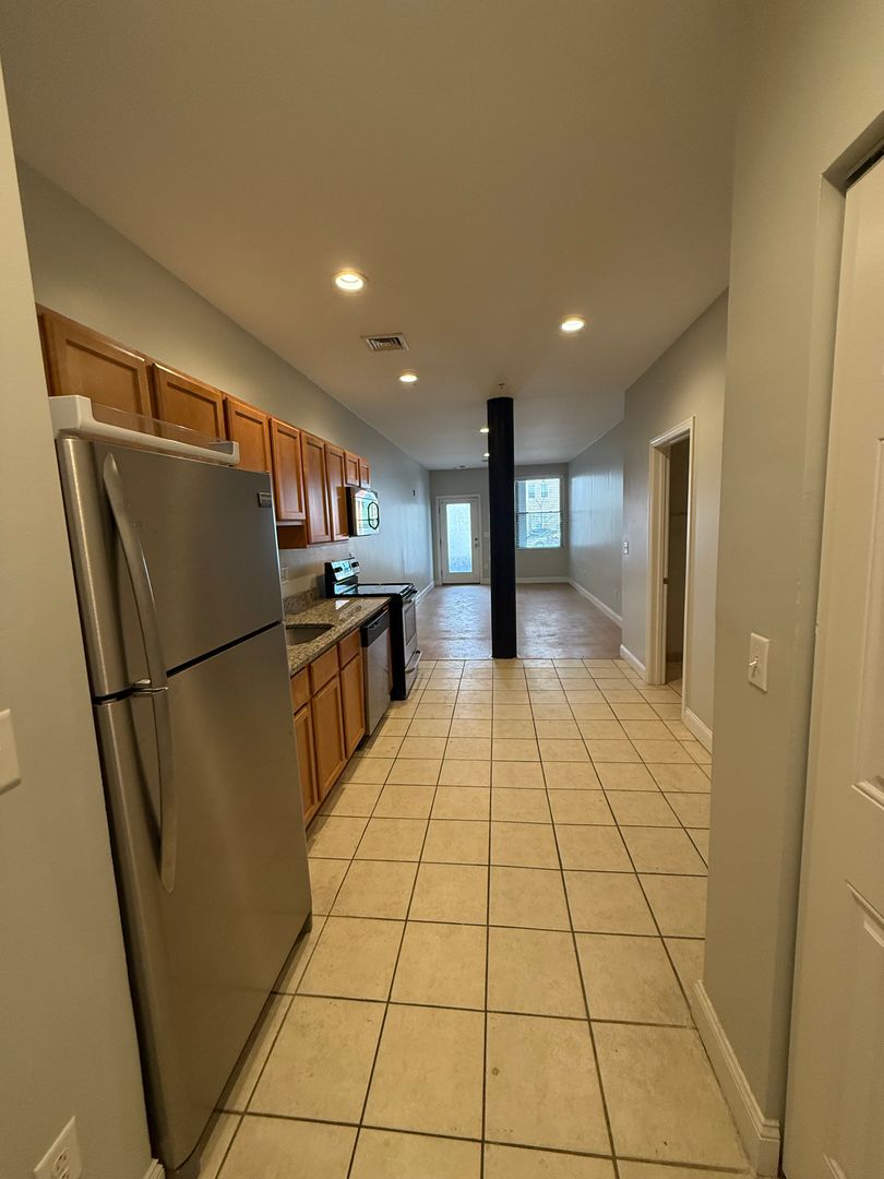 Worcester - $1,650+ /mo