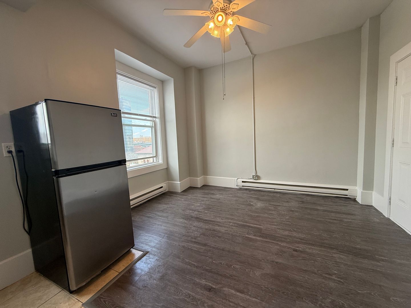 Worcester  Studio 1 baths - $1,325 No Fee