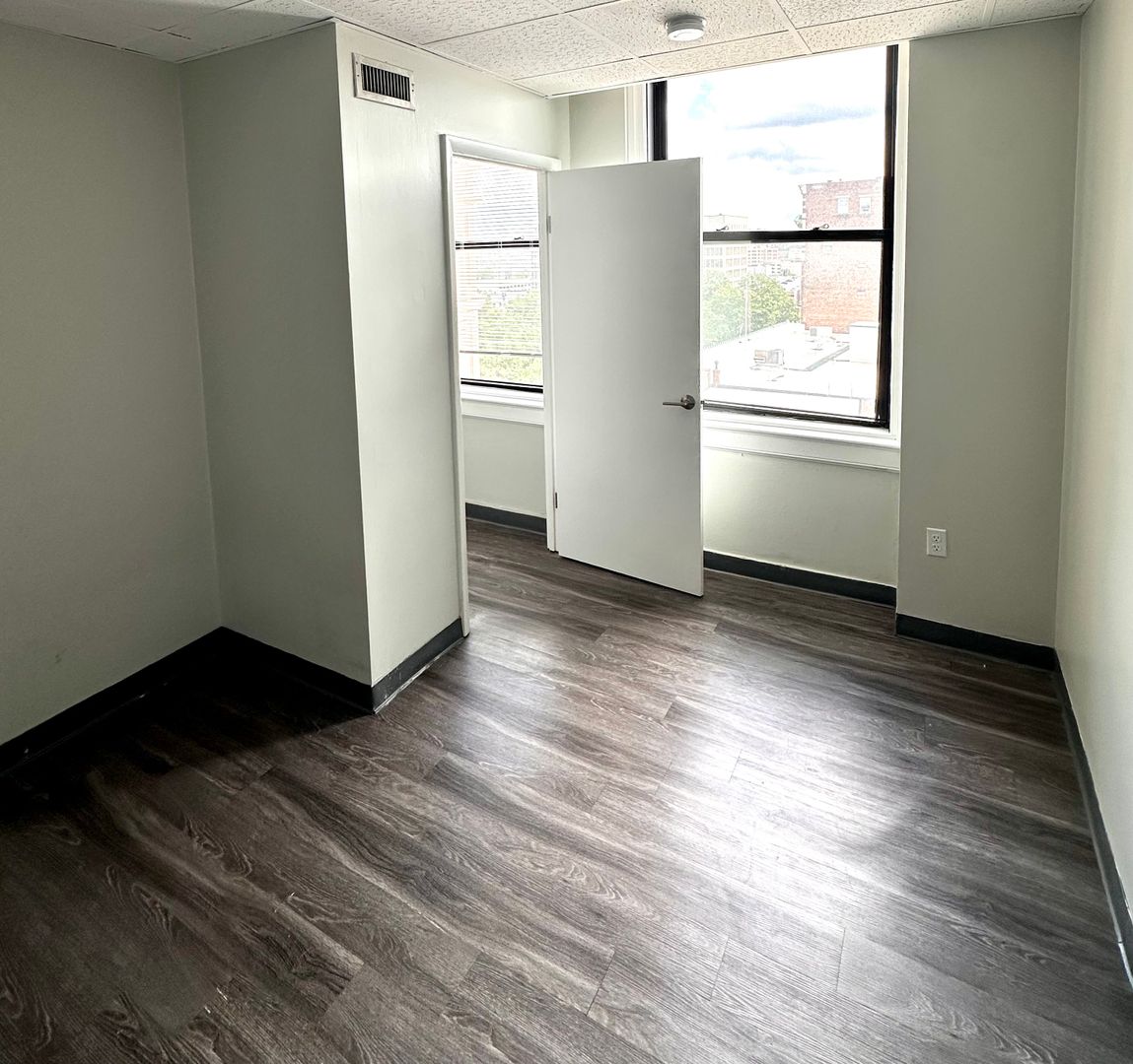 Worcester - $1,650+ /mo