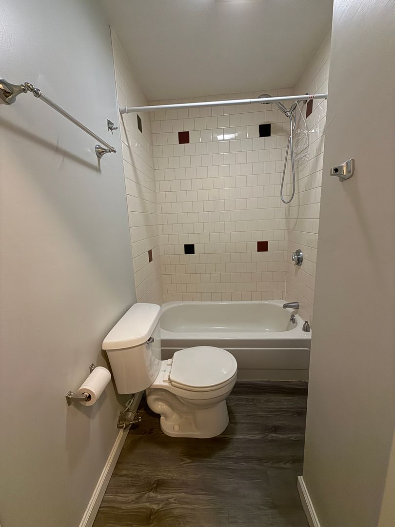 Worcester - 1 Bed, 1 Bath - Image 5