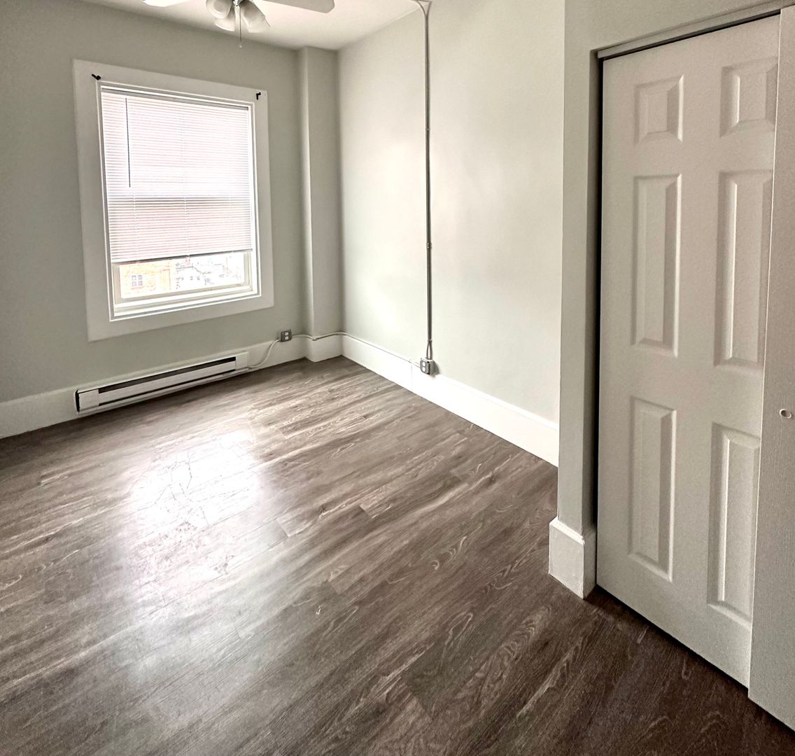 Worcester 1 beds 1 baths - $1,495 No Fee