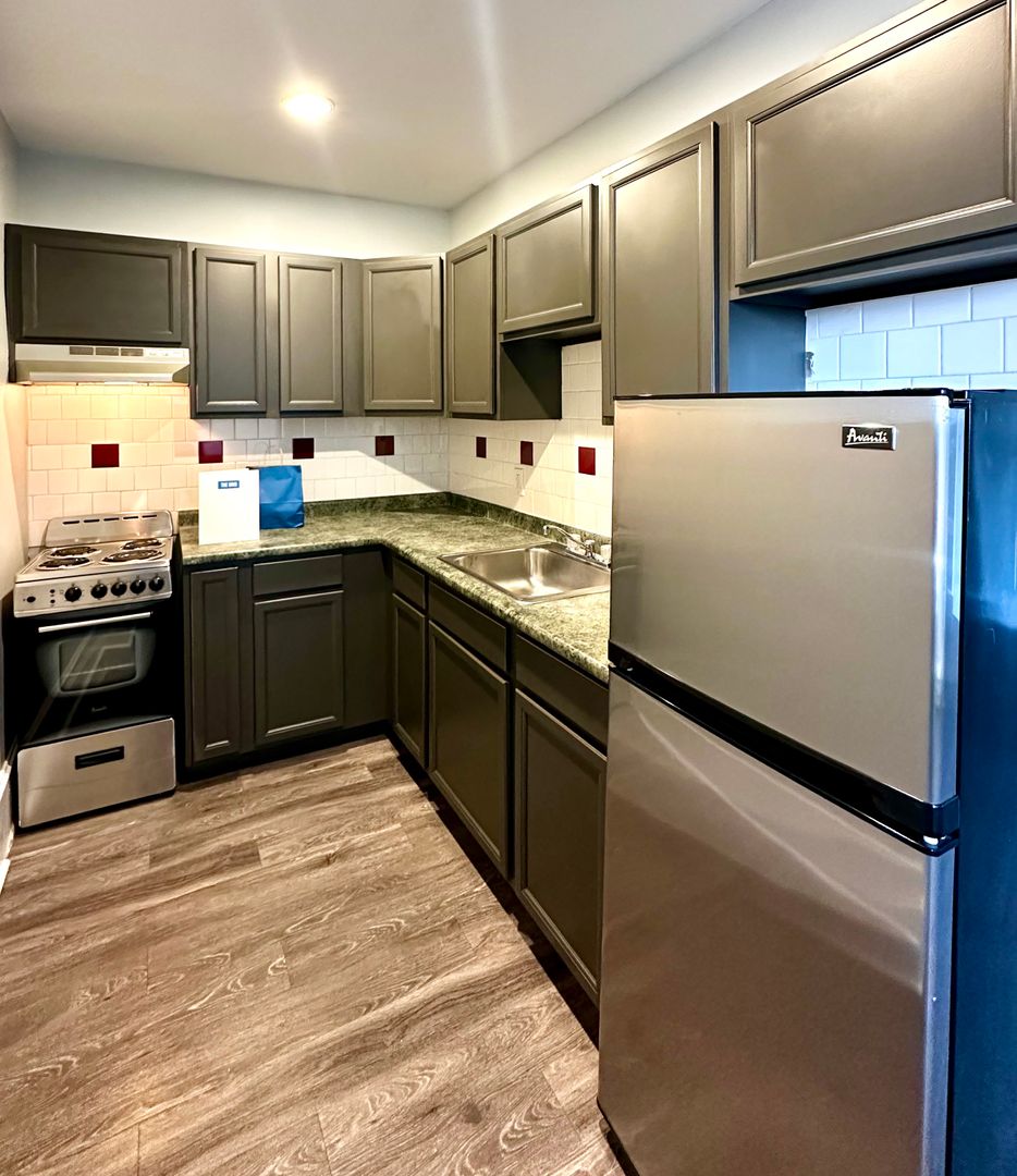 Worcester - $1,600