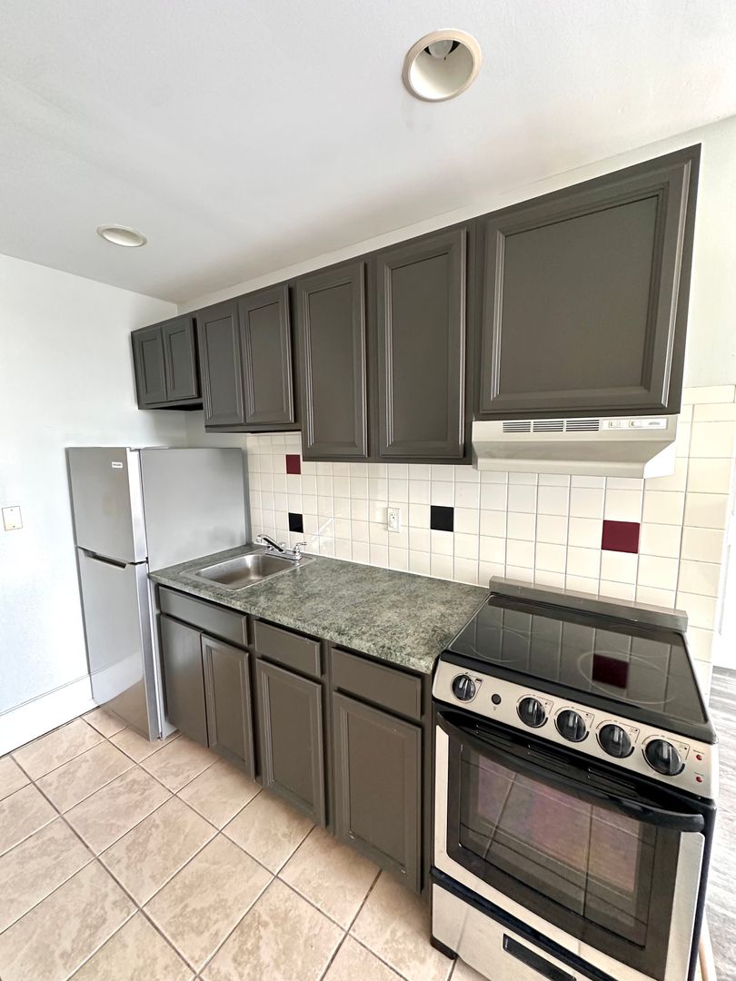 Worcester Apartment: 50 Franklin Street