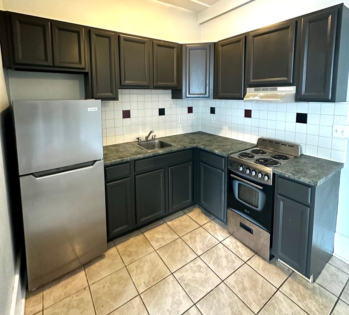 Worcester 1 beds 1 baths - $1,850 No Fee