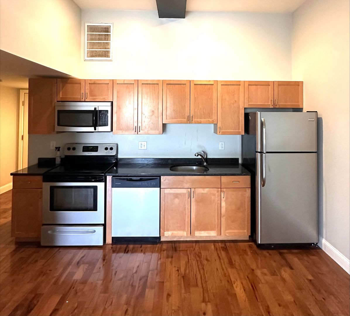 Worcester - $1,650+ /month