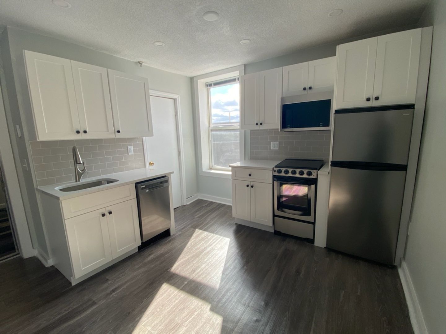 Worcester - $1,375+ /month