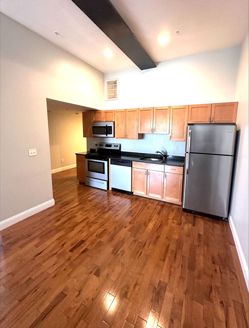 Worcester - $1,650+ /month