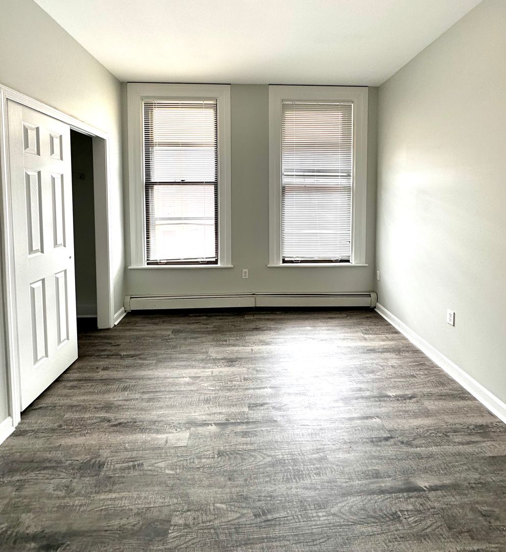 Worcester - $2,050+ /mo