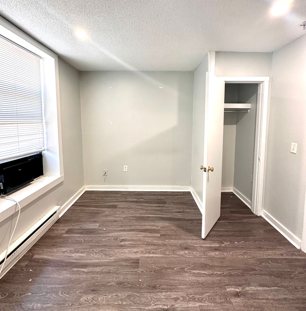 Worcester - $1,375+ /month