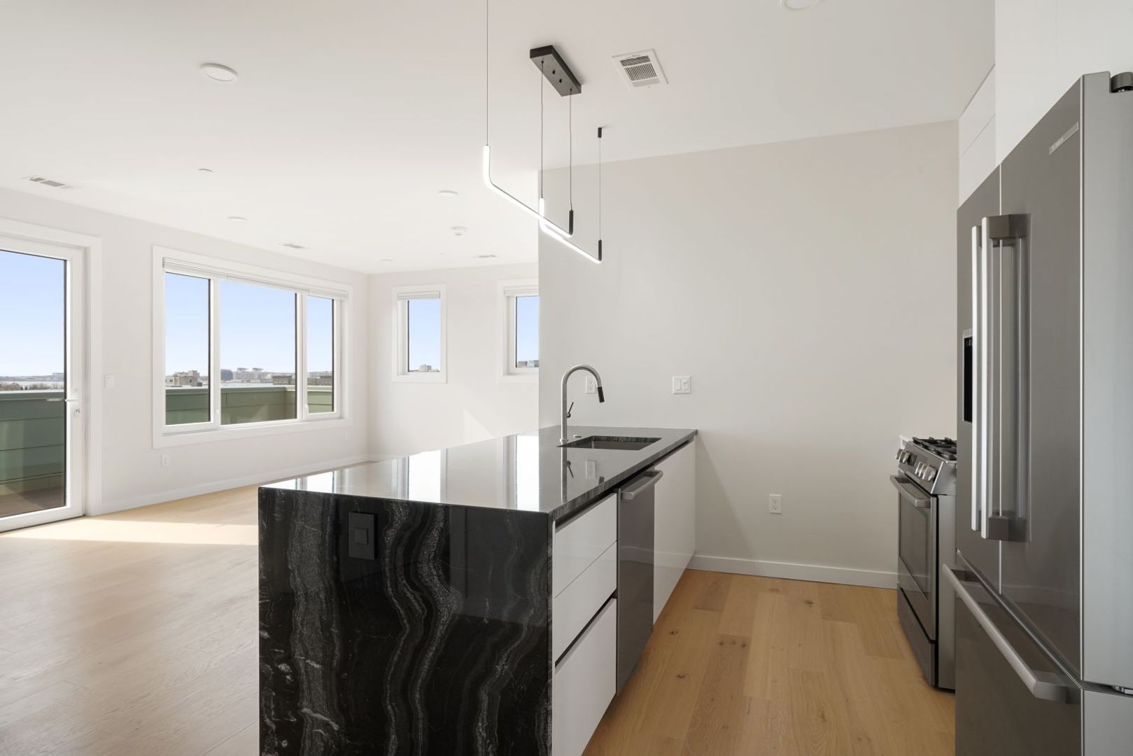 Boston Apartment: 194 Sumner Street