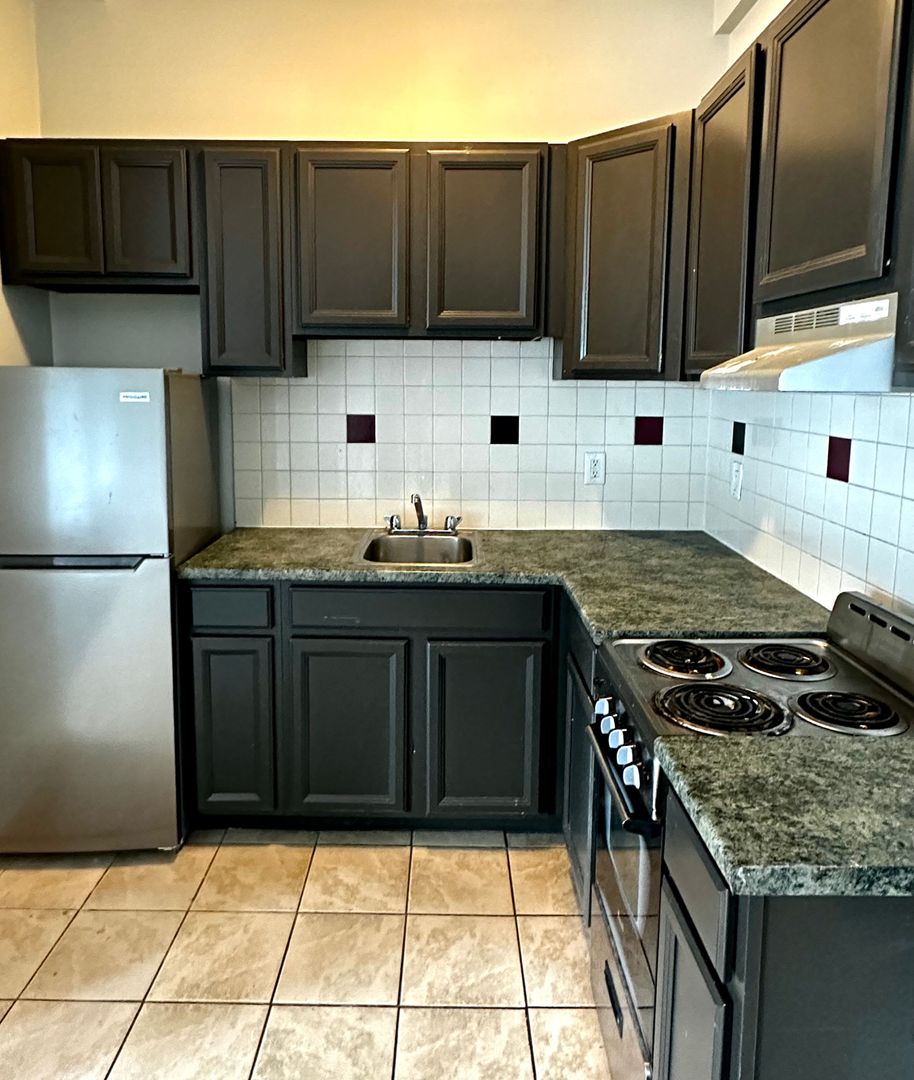 Worcester - $1,625+ /month