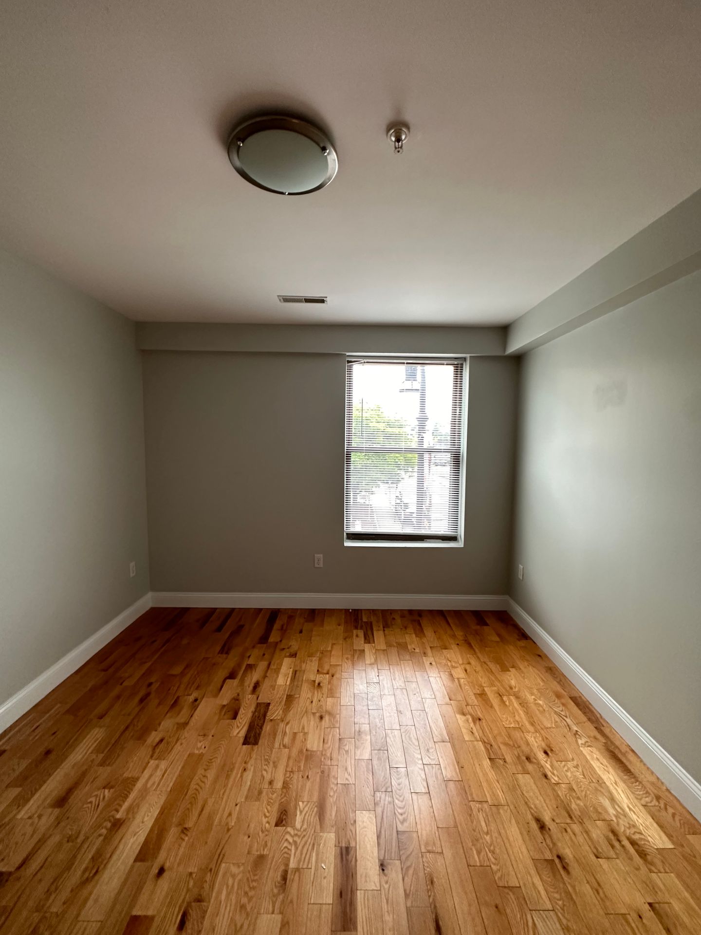 Worcester - $1,850+ /mo