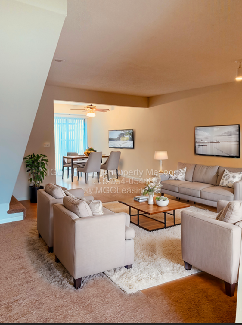 Lees Summit Townhome: 4604 NE Whispering Winds Dr