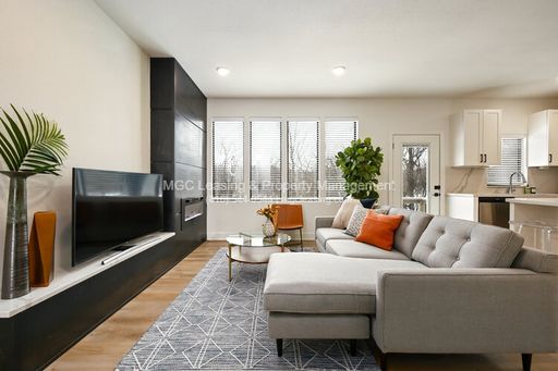 Your Next Kansas City Home Awaits – Convenient Location & Easy Living - $750.00 Amazon Gift Card with a 15 month Lease – photo 1