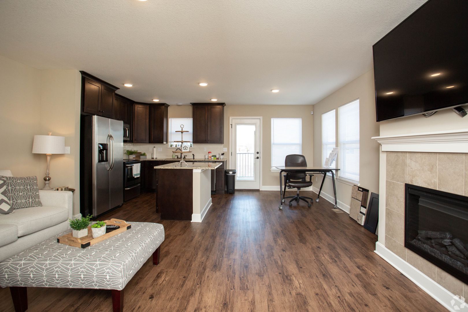 Kansas City Townhome: 3-9 NE 93rd St