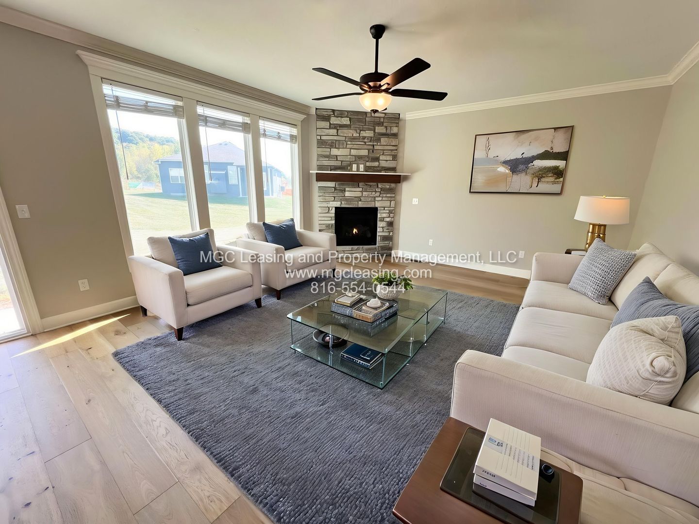 Parkville House: 6721 Prairie Ln