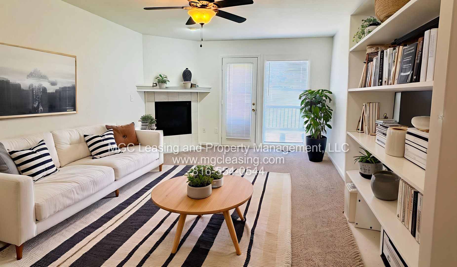 Kansas City Townhome: 5808-5810 NE 42nd St