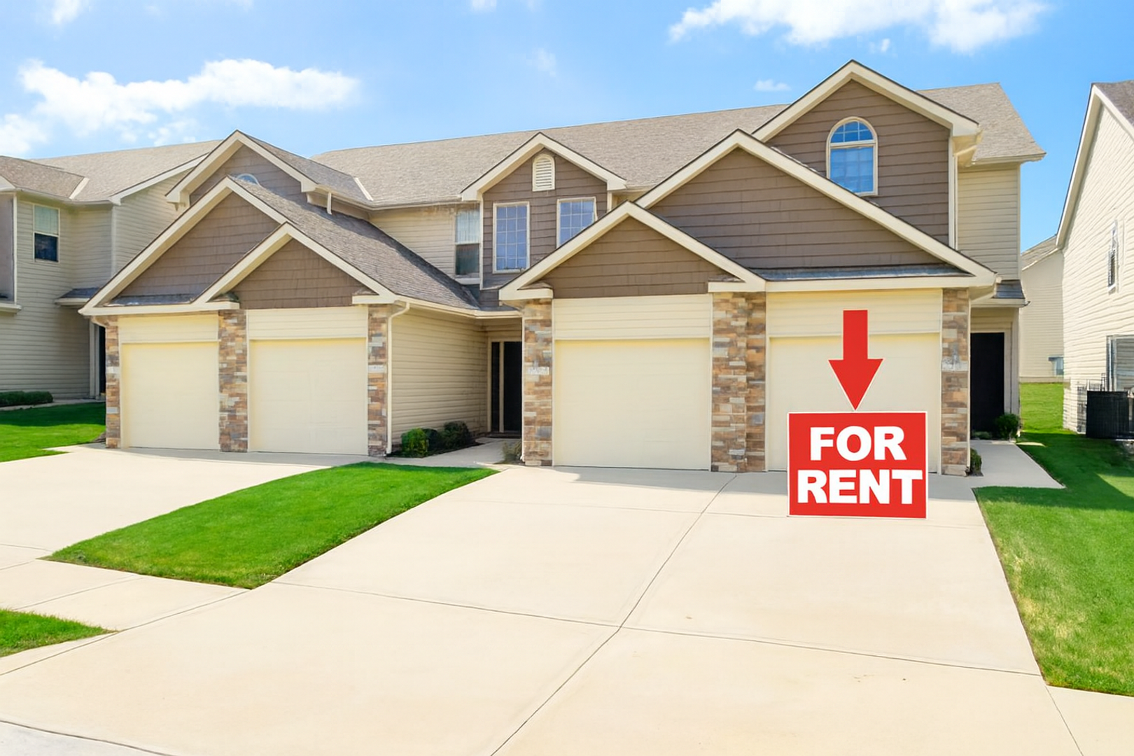 Lees Summit Townhome: 2231-2237 SW Burning Wood Ln