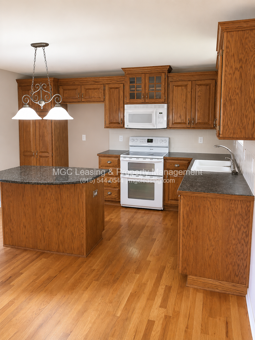 2116 SW Eyrie Rd 9 of 12
