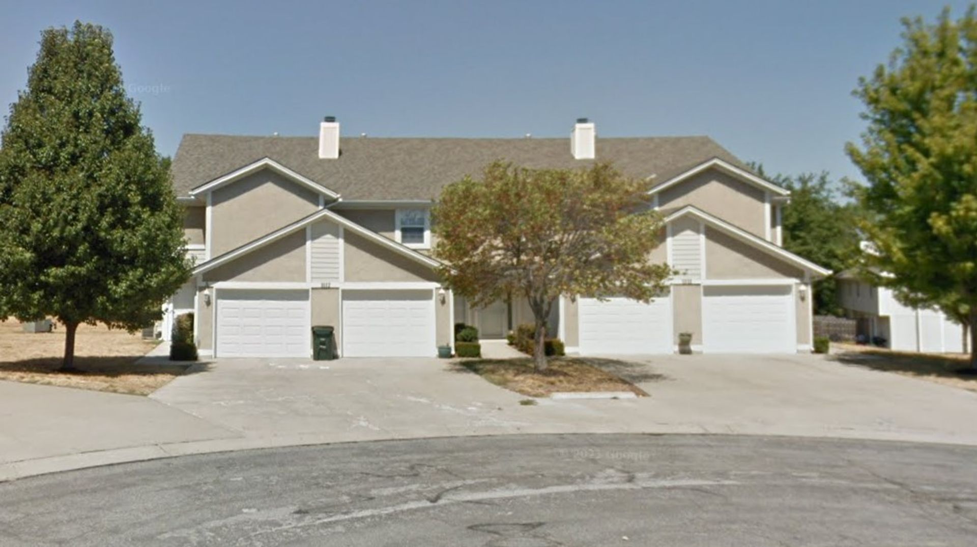 Lees Summit Townhome: 1012 NE Whispering Winds Ct