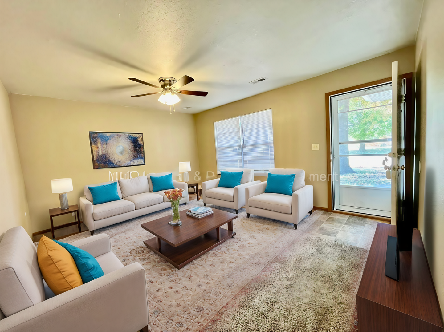 Grain Valley Multiplex: 213-215 Aaron Ln