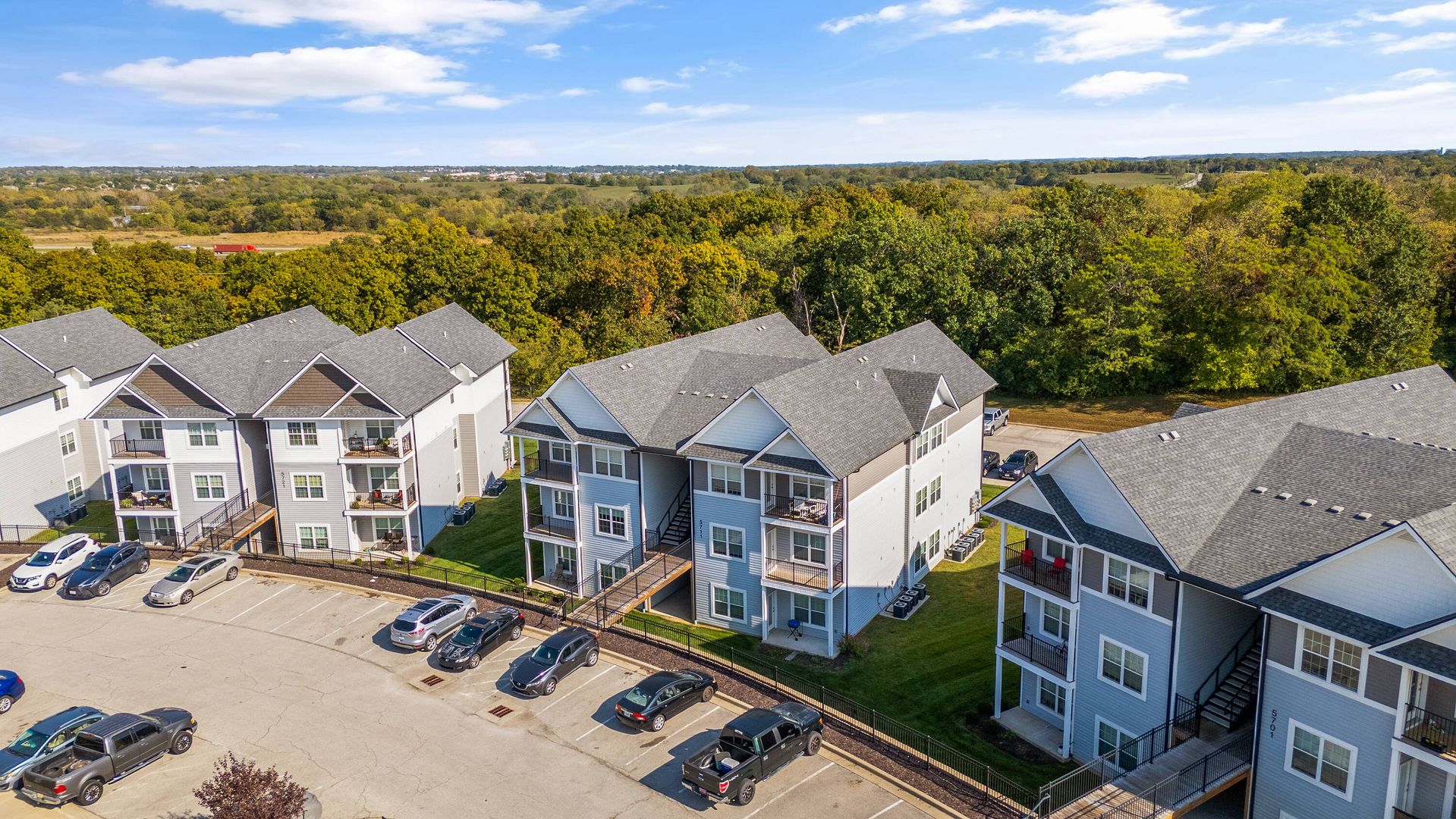 Kansas City Apartment: 5511 NE 80th Ter