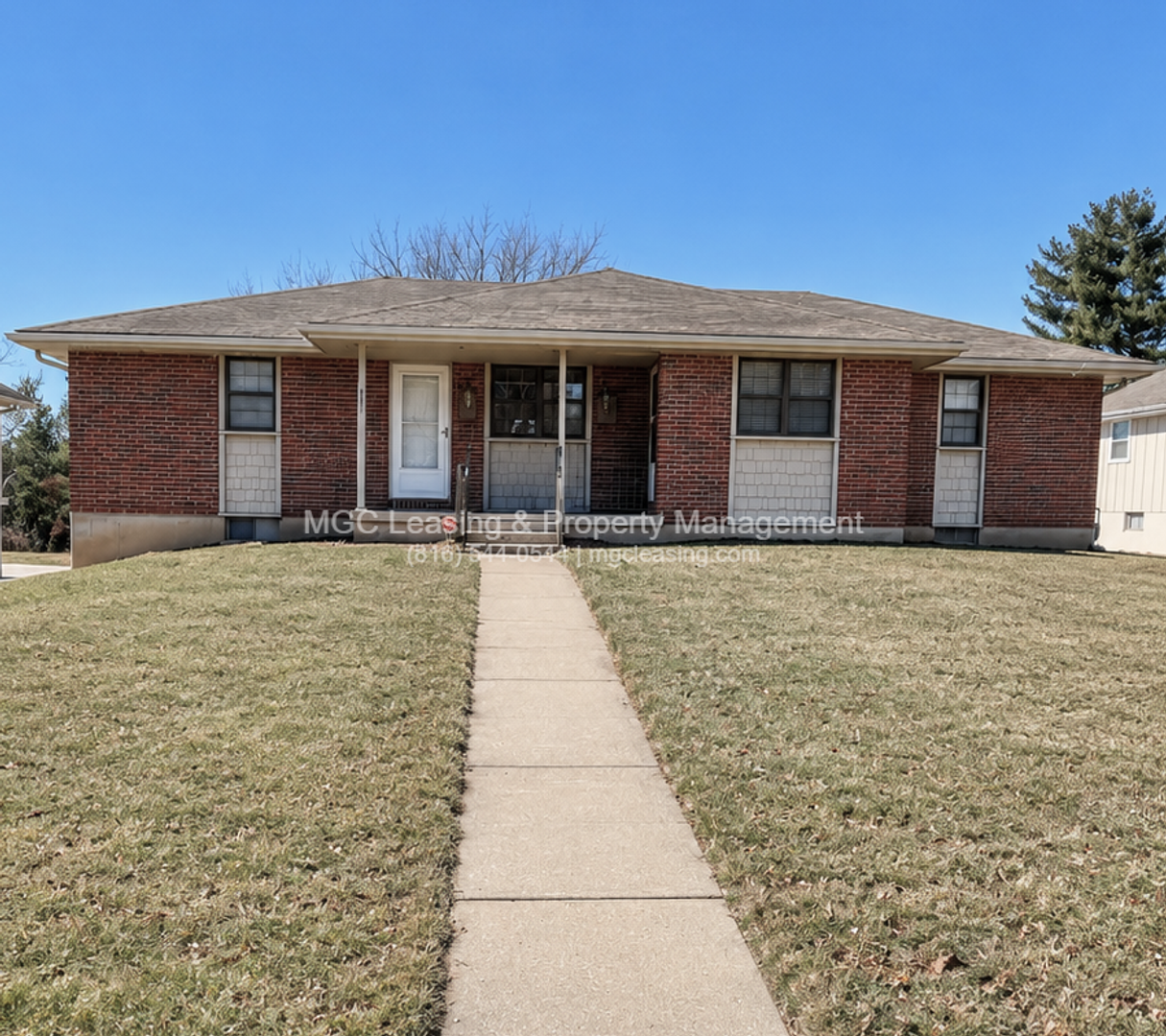 Blue Springs Apartment: 717 NW 6th St Apt A