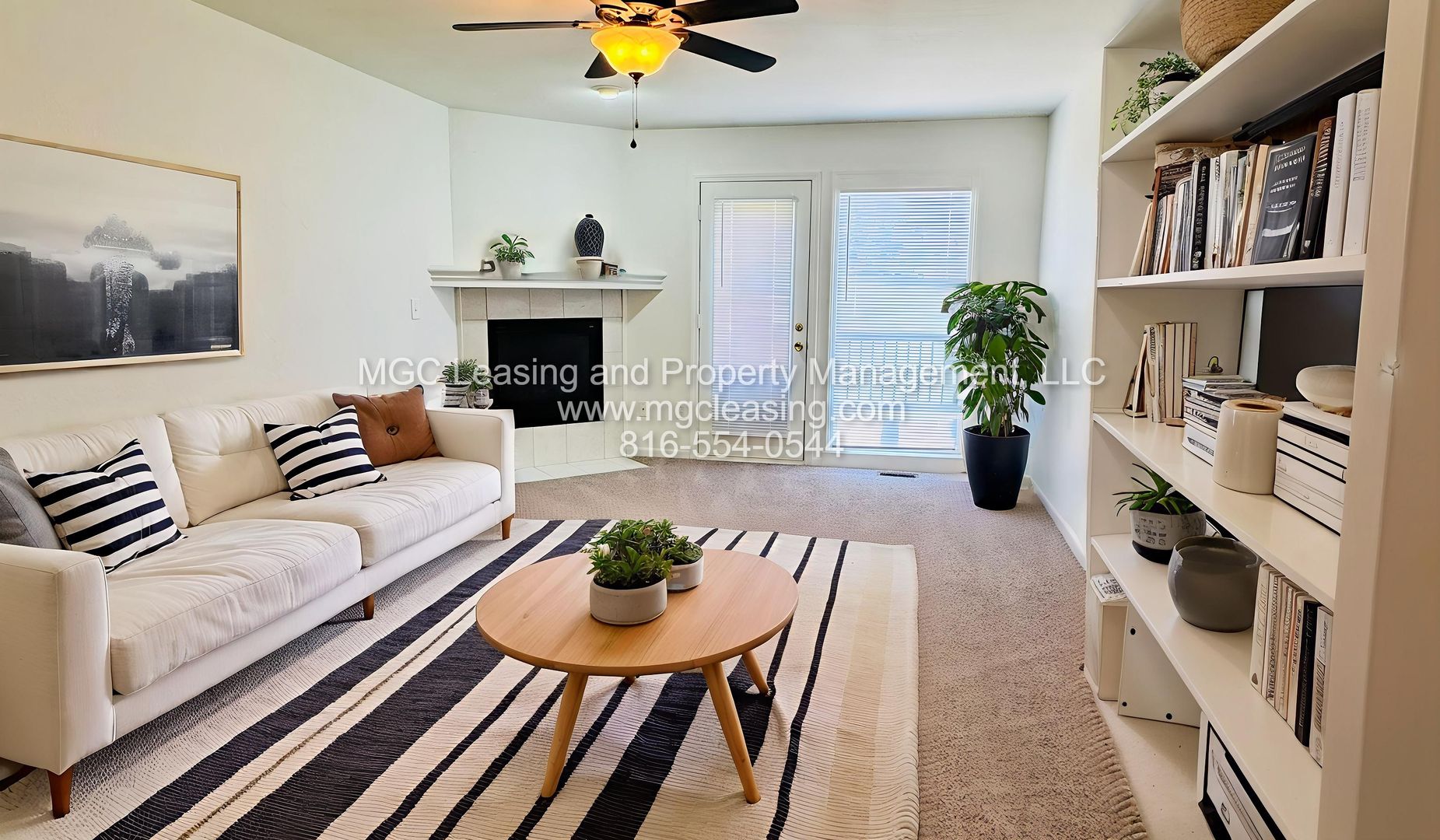 Kansas City Townhome: 5808-5810 NE 42nd St