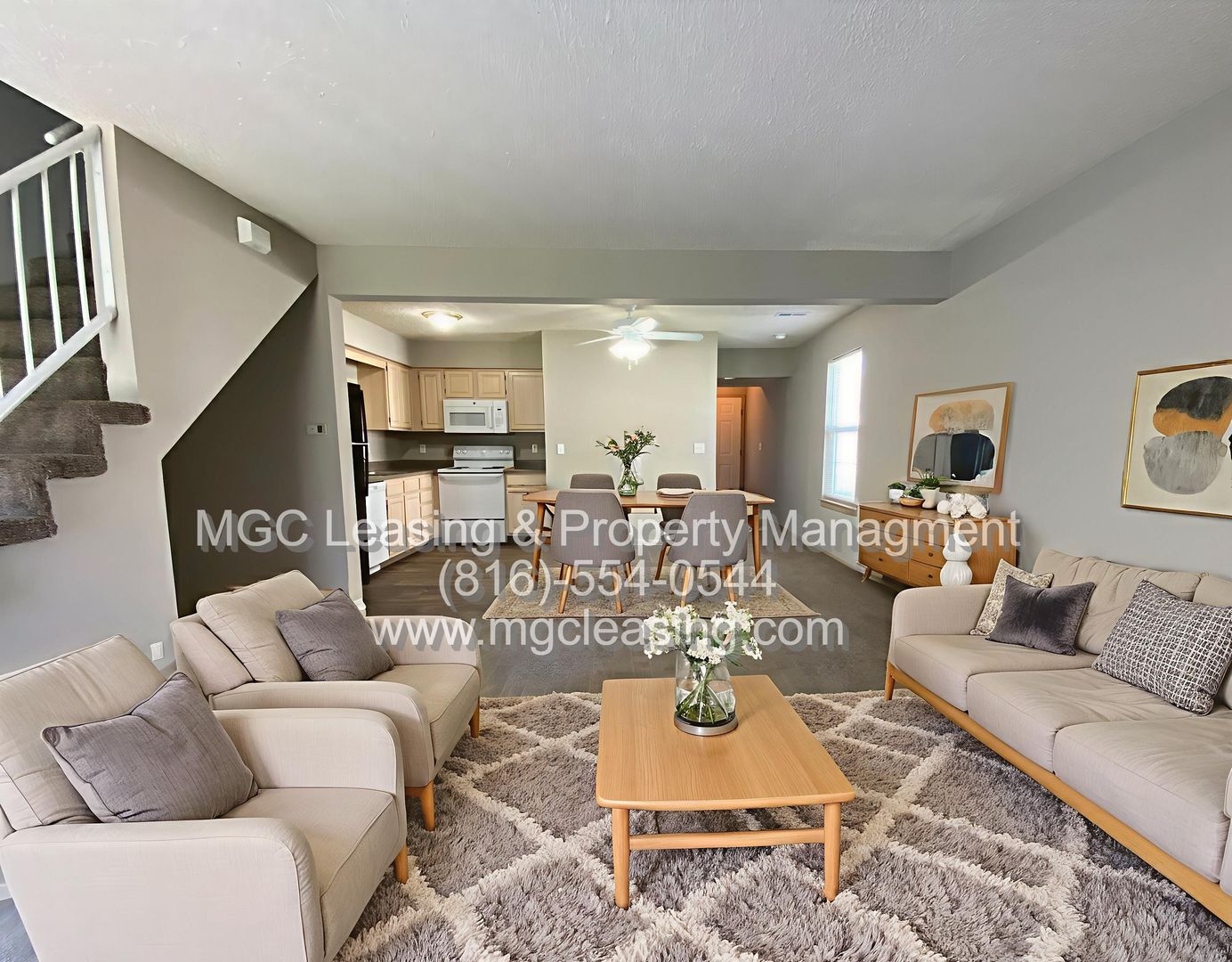 Harrisonville Townhome: 1009 Garden Dr