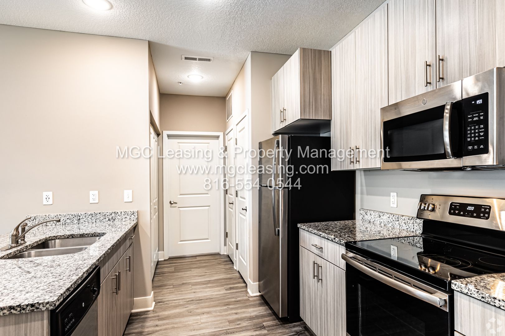 Kansas City Apartment: 5511 NE 80th Ter