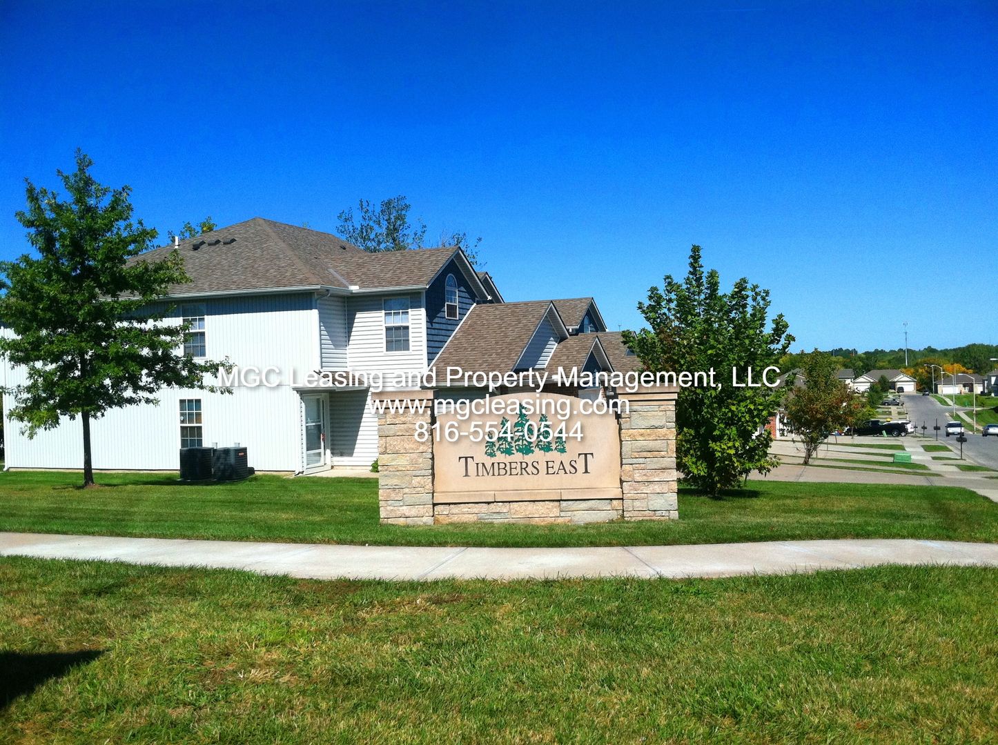 Kansas City Townhome: 10600-10606 E 46th St