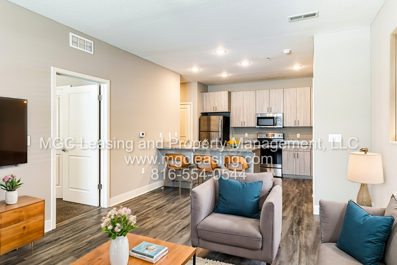 Kansas City Apartment: 5511 NE 80th Ter