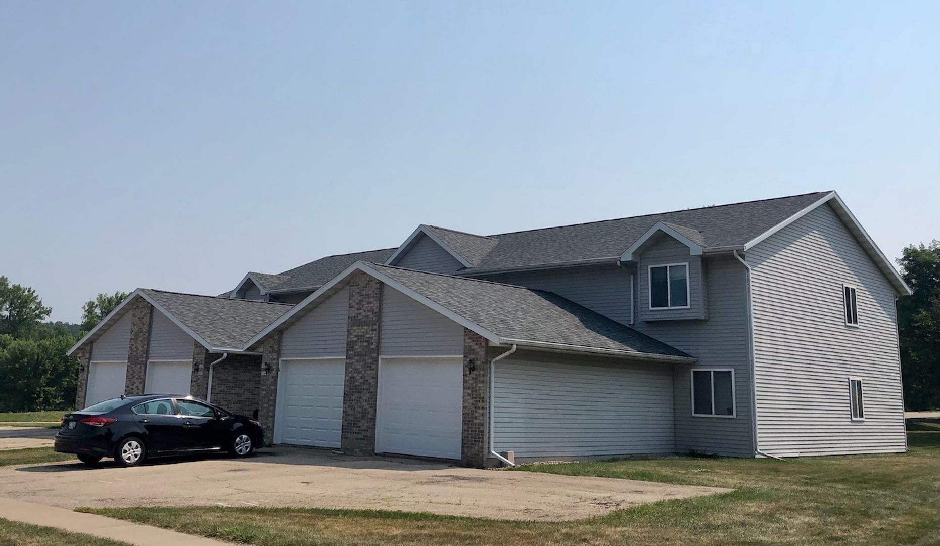 Cross Plains Apartment: 2000-2007 Continental Ln