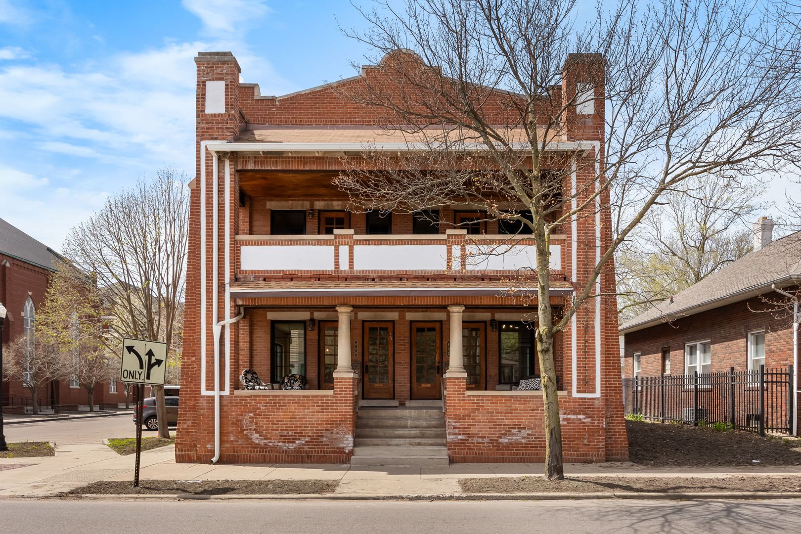 Lafayette Apartment: 400 N. 9th Street