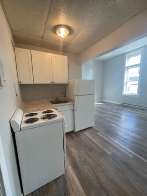 Studio Available in Delphi