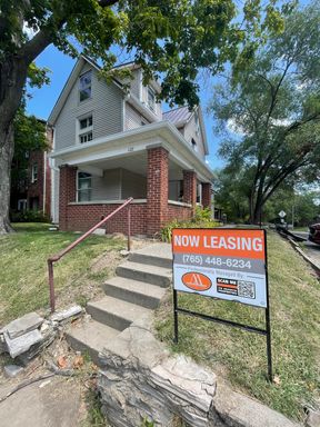 Two Bedroom on Purdue Campus - 2027-2028 – photo 1