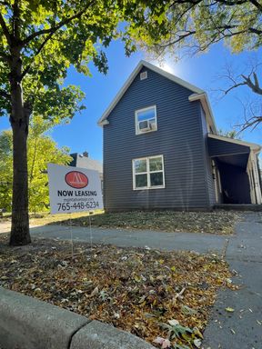 Quaint Studio Apartment Located on Greenbush! – photo 1