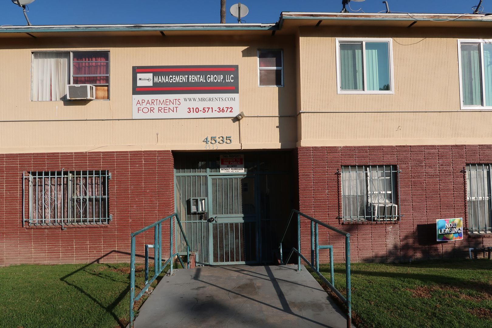 Los Angeles Apartment: 4535 Santo Tomas Drive