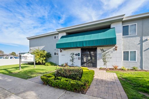 Welcome Home to Bay Breeze Villas! – photo 1