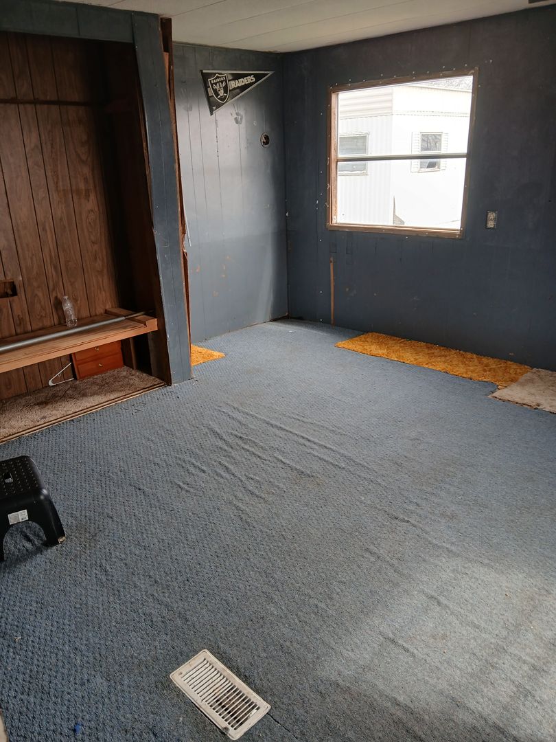 Webster City Apartment: 1220 East 2nd St.