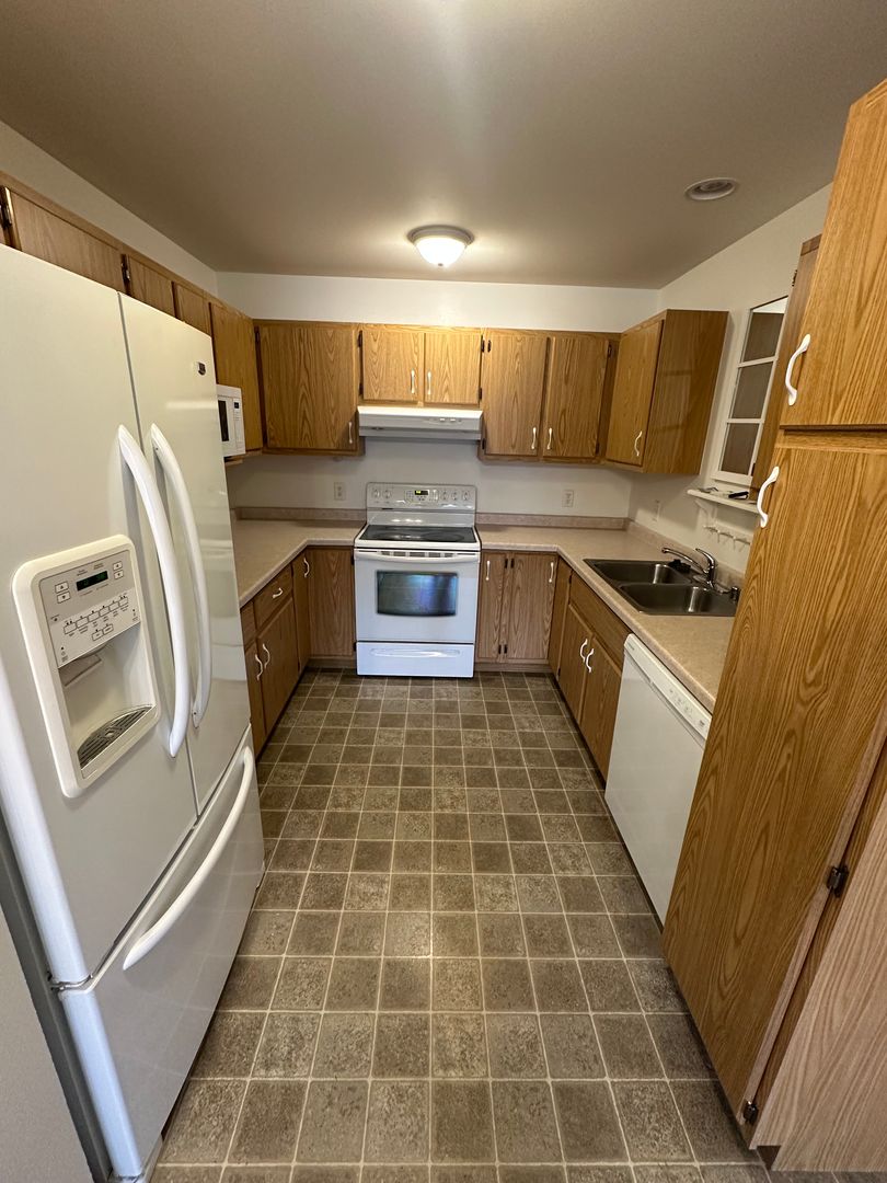 Wautoma Apartment: 672 W. Cummings Rd