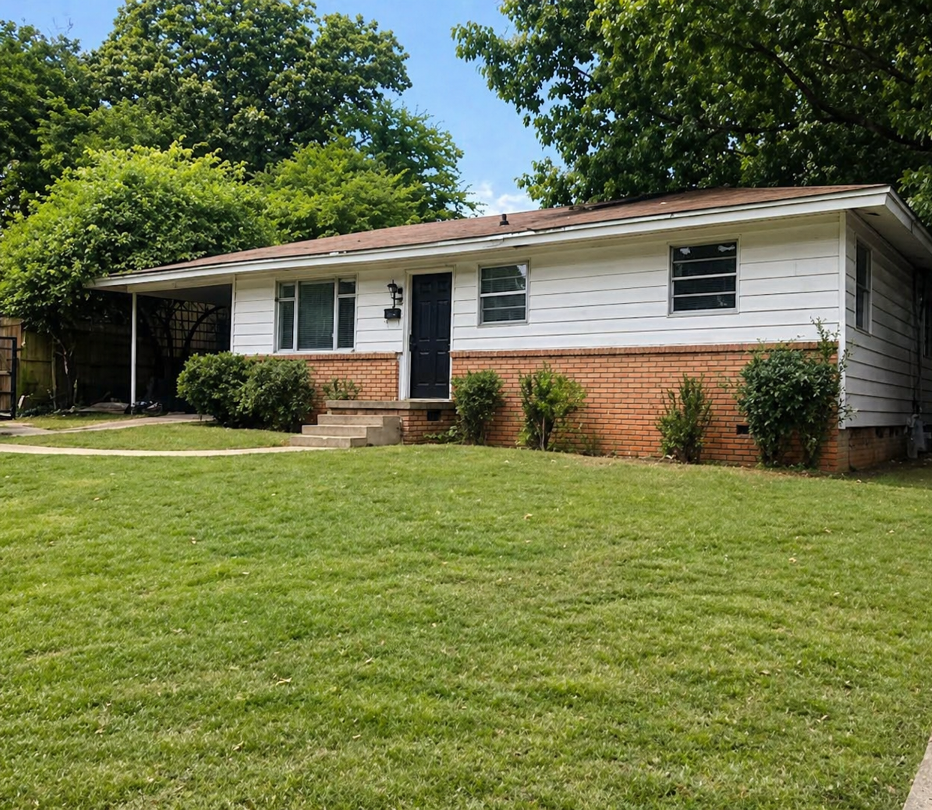 Little Rock Apartment: 28 Rugby Drive